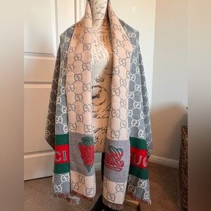 Reversible Fashion Scarf/Shawl